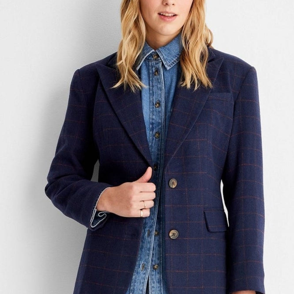 Blue Wool-Blend Blazer with Notched Lapels